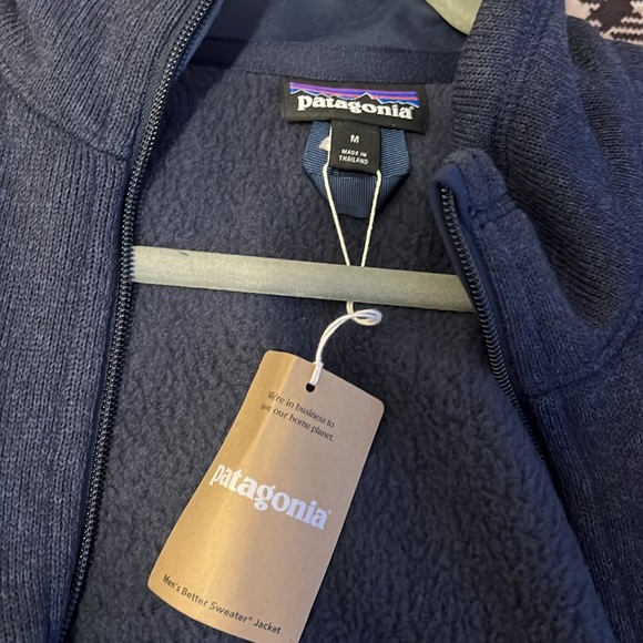 Patagonia navy blue jacket - Picture 3 of 3